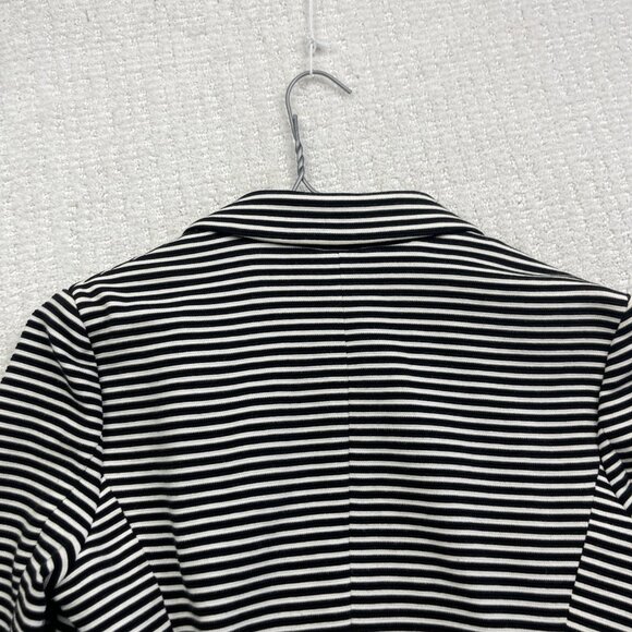 BCBG Maxazria Women Black / White Striped Blazer Jacket Size Small Preppy Glam - Picture 14 of 14